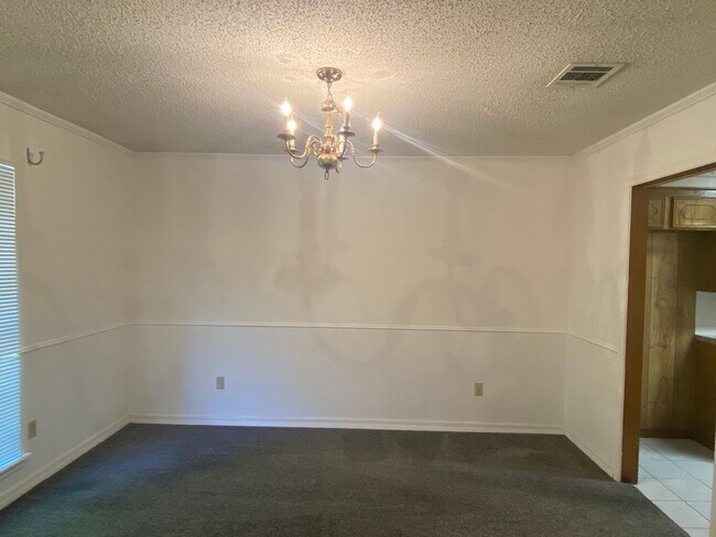 Building Photo - Brownlee Estates