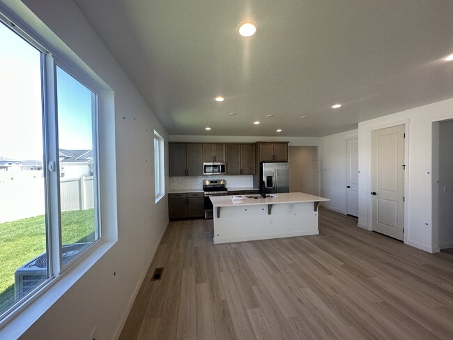 Building Photo - Brand New 4 Bed 2 Bath Home!