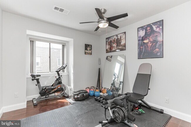 Building Photo - Move-In Ready 3 bed and 2 Bath Rental