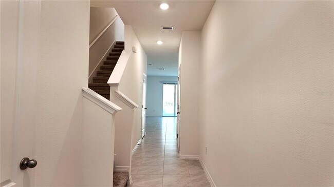 Building Photo - 1241 Yellow Finch Dr