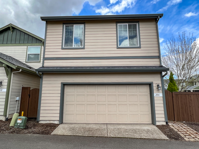 Building Photo - Enjoyable 4-Bed, 2.5-Bath Corner Lot Home ...