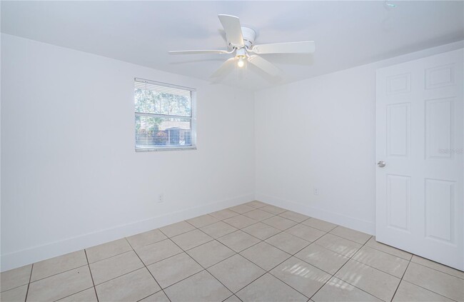 Building Photo - 4929 Ladyfish Ct