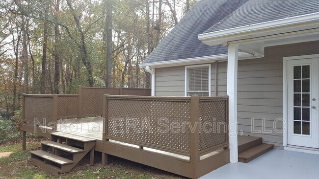 Building Photo - 30 Oaklake Ct