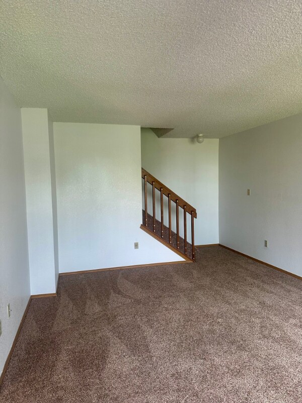 Building Photo - 1362 Firefly Cir