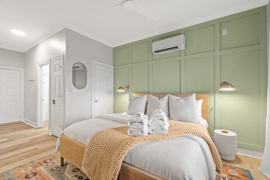 Building Photo - 10343 E County Hwy 30A