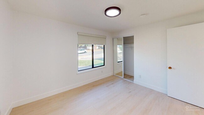 Building Photo - Welcome to your dream home! Single story R...