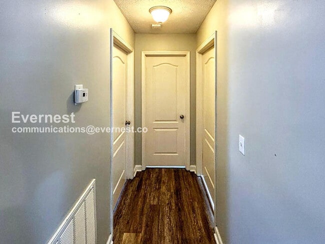 Building Photo - Spacious 3 Bed, 2 Bath Home with Deck, Patio, and Attached Garage