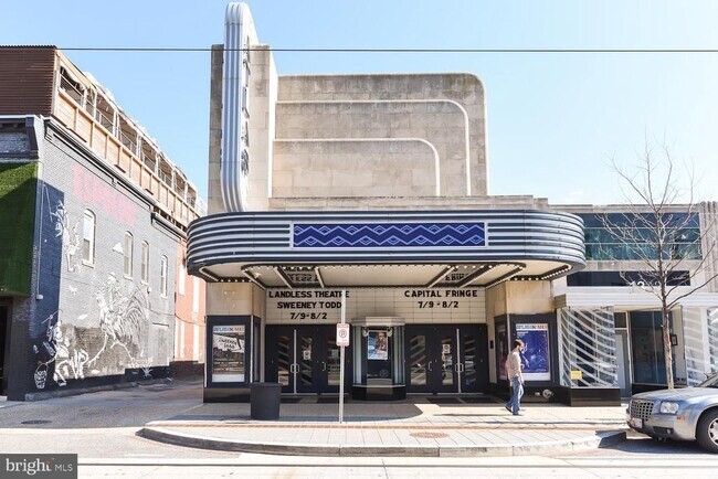 Building Photo - 2031 Benning Rd NE