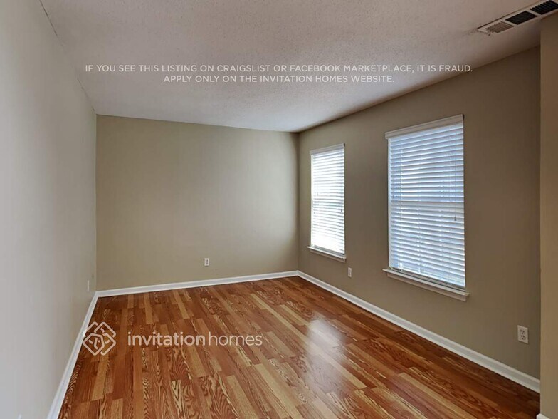 Building Photo - 115 Legend Creek Dr