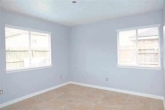 Building Photo - 17427 Lobo Trail