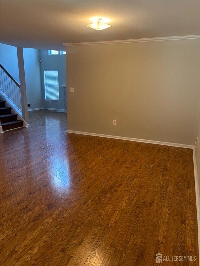 Building Photo - 131 Murray Dr