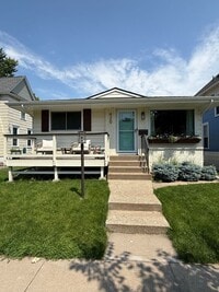 Building Photo - Beautifully Updated 4 Bed 2 Bath St.Paul S...