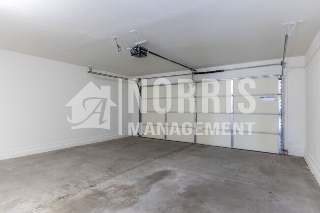 Building Photo - New Home in Arizona City, GREAT Location!