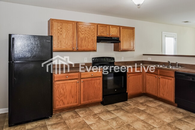 Building Photo - 157 Cloverbrook Dr