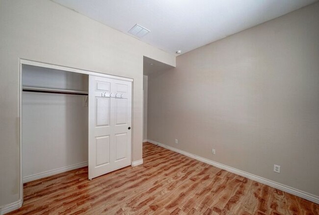 Building Photo - READY TO VIEW NOW! Remodeled-Huge 5 Bedroo...