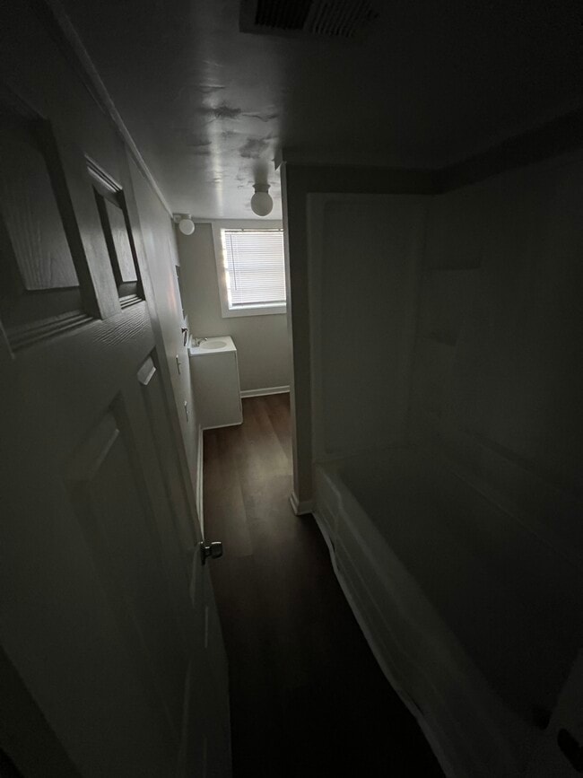 Building Photo - 805 Third Ave