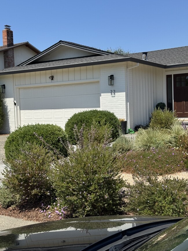 Building Photo - 22 Leland Dr