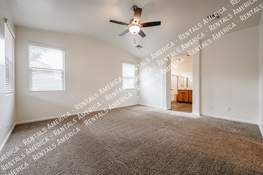 Building Photo - 11039 E Verbina Ln