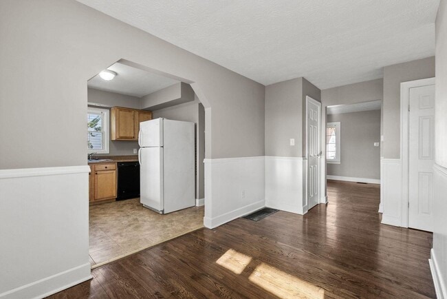 Building Photo - 154 Northwood Dr