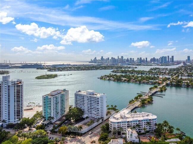 Building Photo - 3 Island Ave