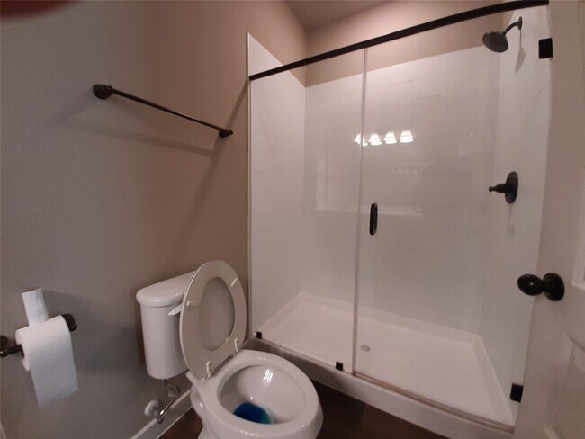 Building Photo - 9741 Grosbeak Ln