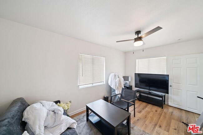 Building Photo - 1163 W 38th St