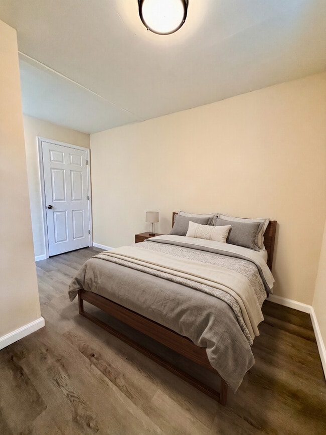 Building Photo - 1920 Brunner St