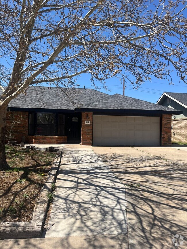 Building Photo - 1712 Windsor Way