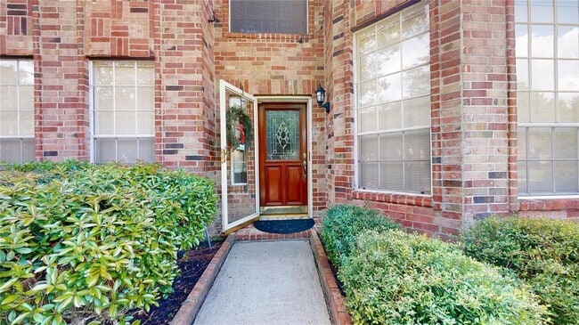 Building Photo - 17319 Jackson Pines Dr