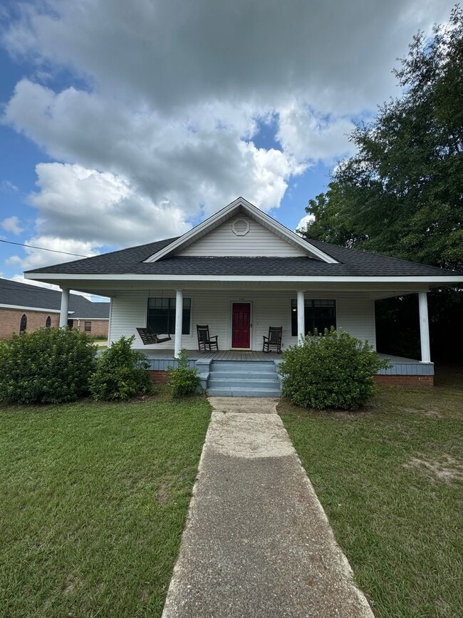Building Photo - Available Now!
