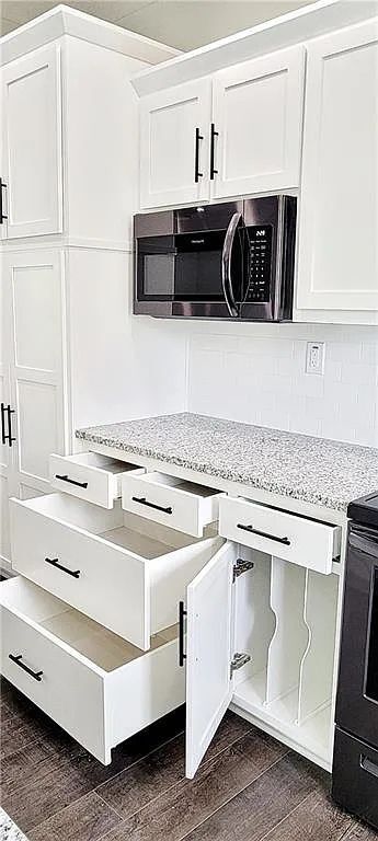 Building Photo - 216 Sellman St