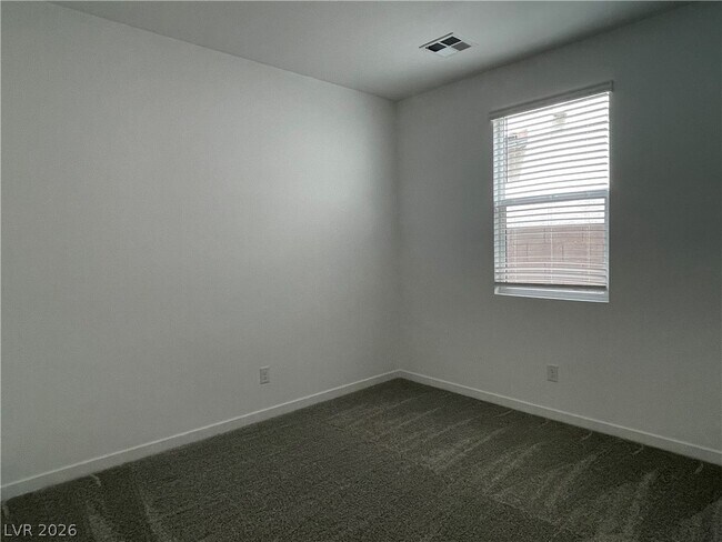 Building Photo - 6841 Chargehand Ave