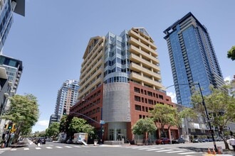 Building Photo - 350 W Ash St