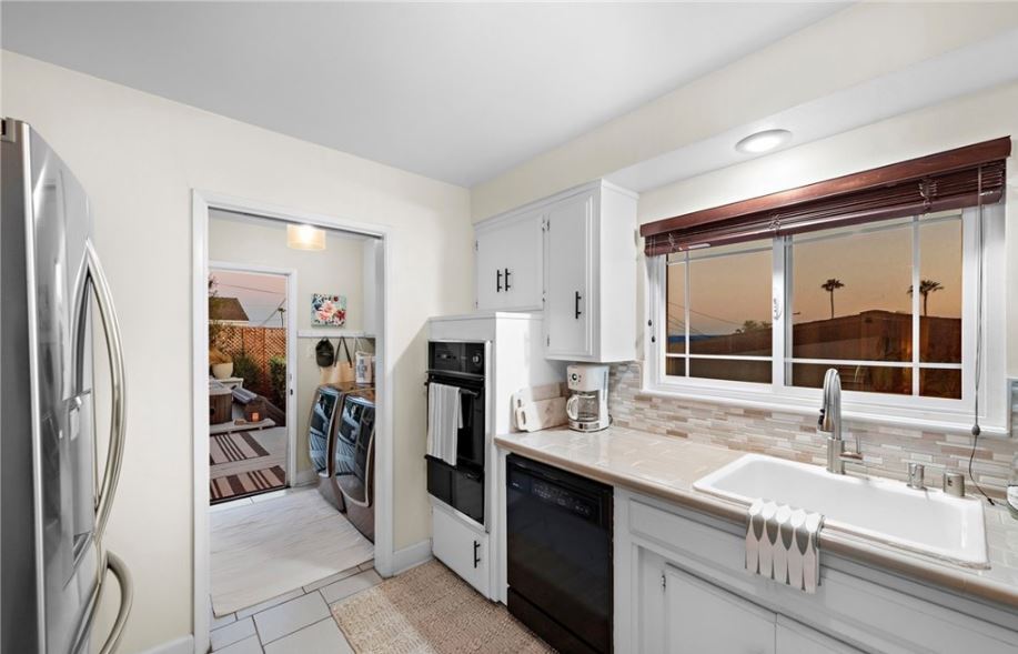 Building Photo - 3420 Gurnard Ave