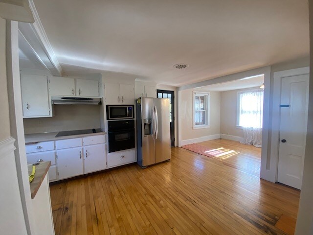 Building Photo - 85 Park St