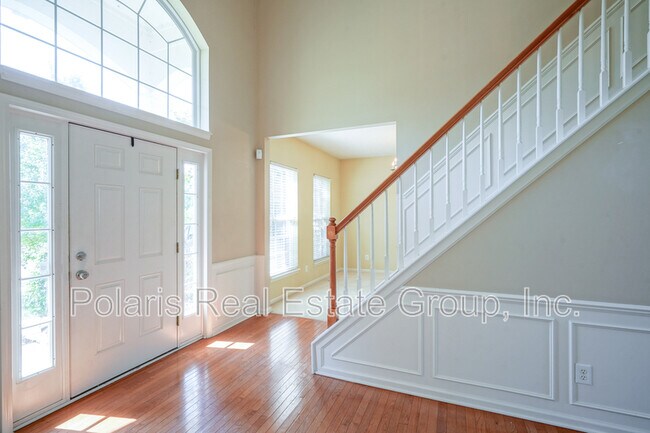 Building Photo - 11919 Cabri Ln