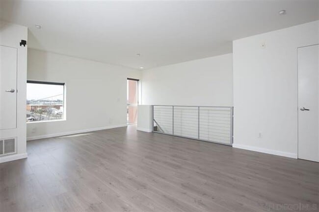 Building Photo - $1000 RENT CREDIT FOR JUNE MOVE-INS! - 5-Story UNIQUE Industrial Townhome - 3BD/4BA - w/ Open Flo...