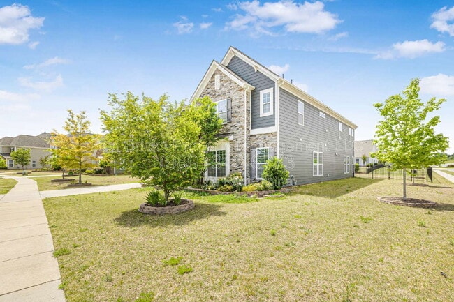 Building Photo - 8608 Lavender Pl