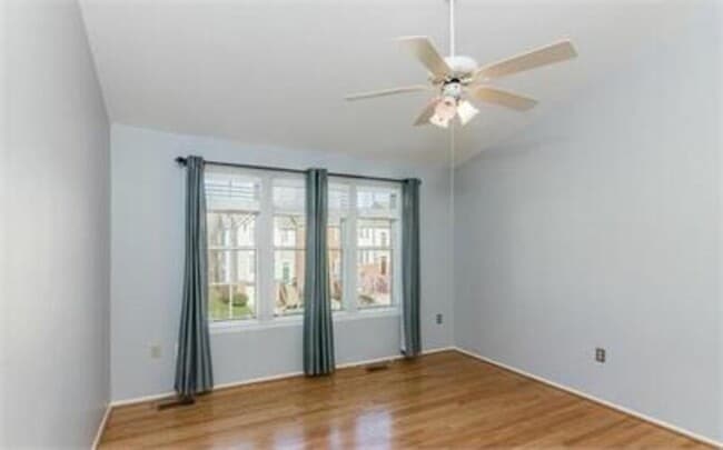 Building Photo - 7681 Blueberry Hill Ln