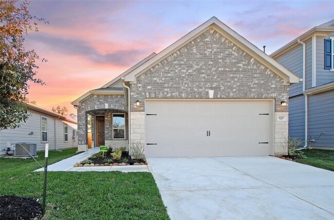 Primary Photo - 9207 BetanCourt Ct