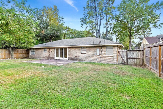 Building Photo - 5638 Spellman Rd