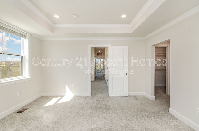 Building Photo - 43347 Goshen Run Sq