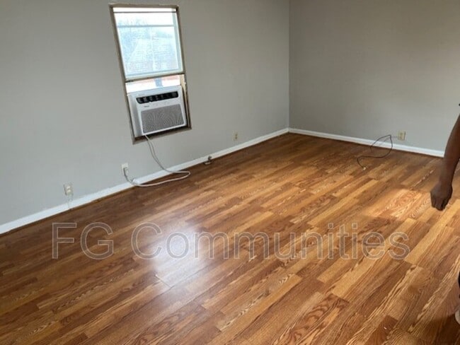 Building Photo - 100 2nd Ave SE