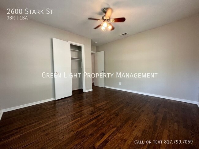 Building Photo - 2600 Stark St