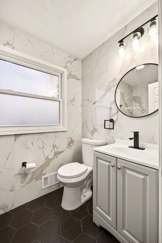 Building Photo - 14 Elm St