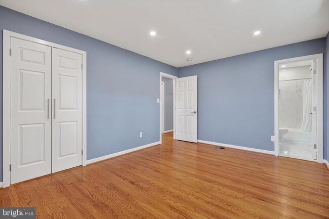 Building Photo - 7107 Vermillion Pl