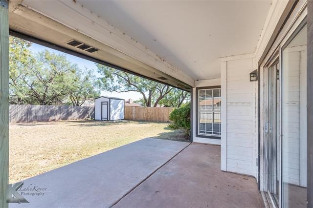 Building Photo - 717 Chanticleers Ln