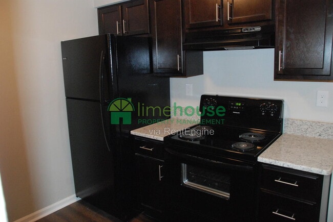 Building Photo - 1311 Tait Close