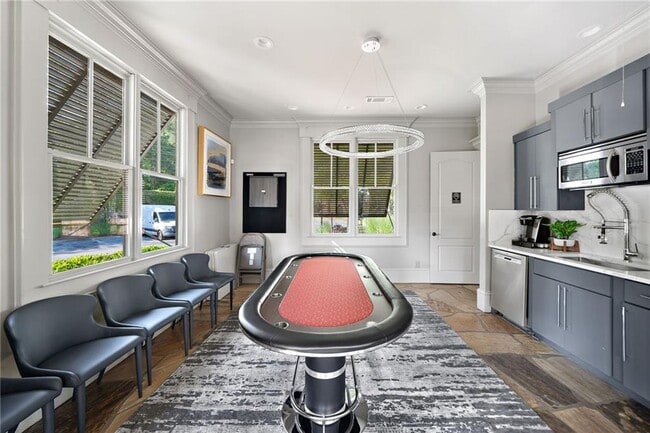 Building Photo - 721 Stickley Oak Way