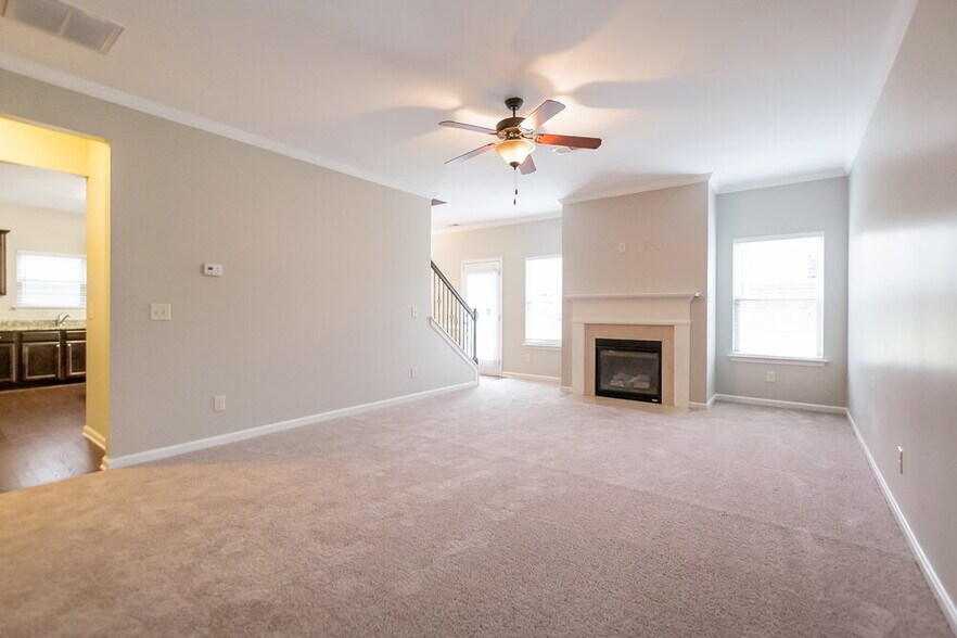 Building Photo - 68 Teramont Ct